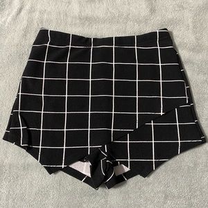 Shein Skort size medium